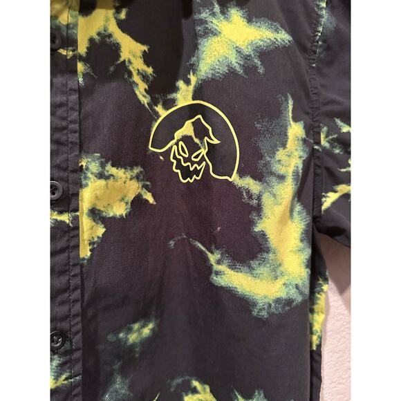 Disney Park NBC Nightmare Before Christmas Oogie Boogie Button Camp Shirt S M - Picture 2 of 4